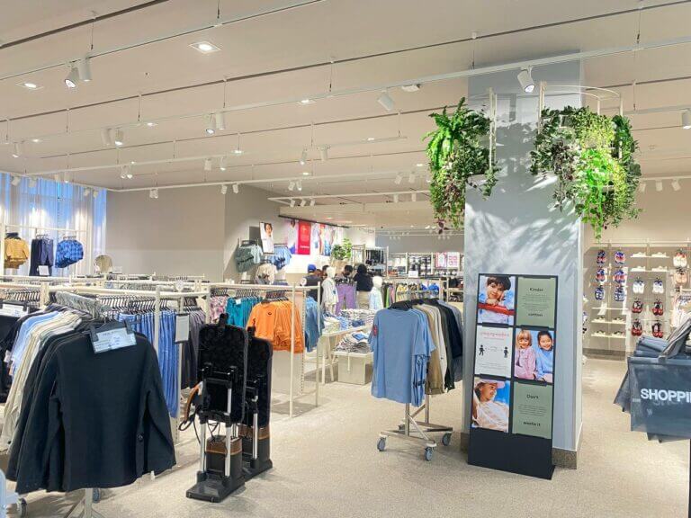 H&M Cambodia AEON Mall Phnom Penh  BD Interior